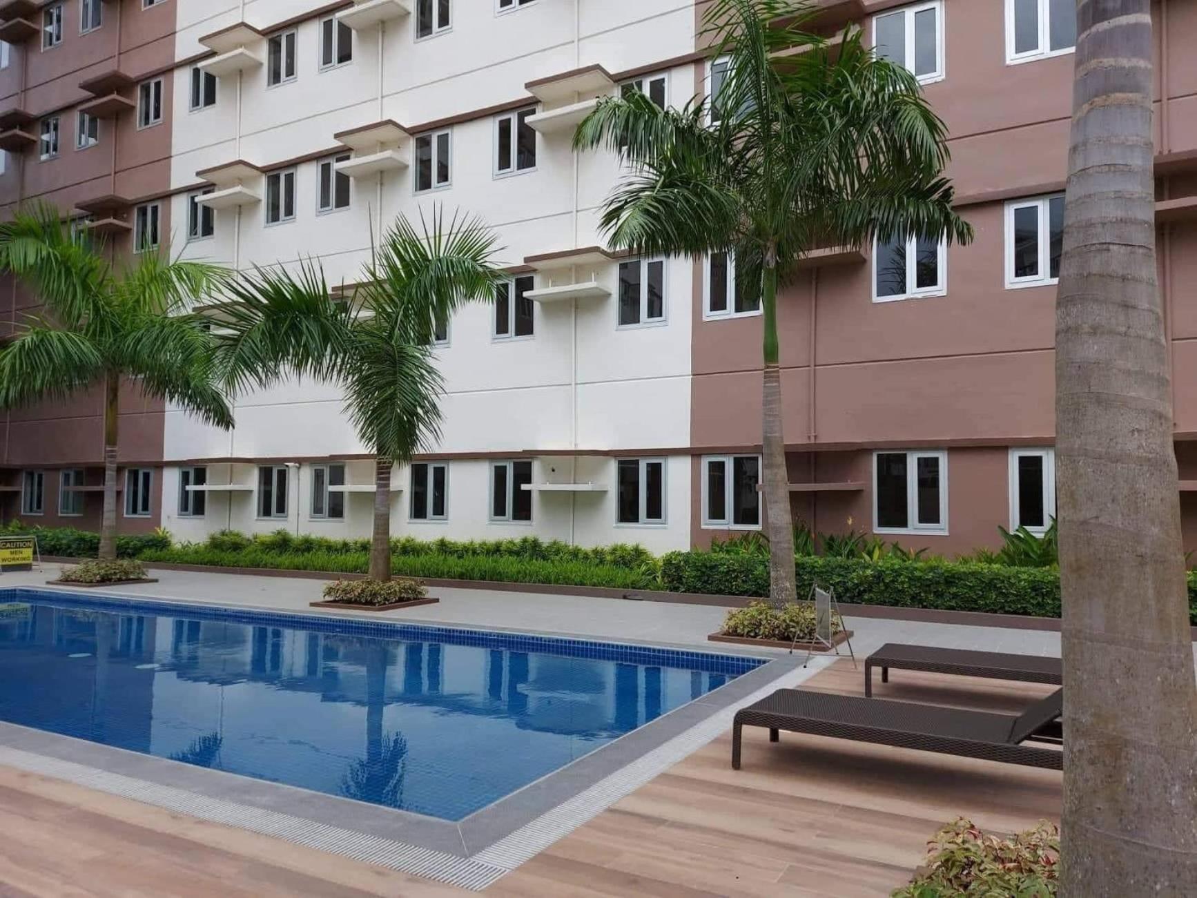 Starlight Suites Trece Martires Exterior foto